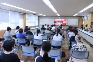 講演会開始