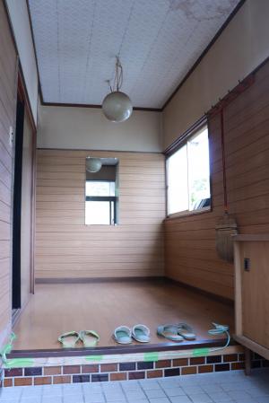玄関